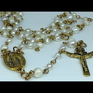Vintaged Fresh Water Pearl Rosary